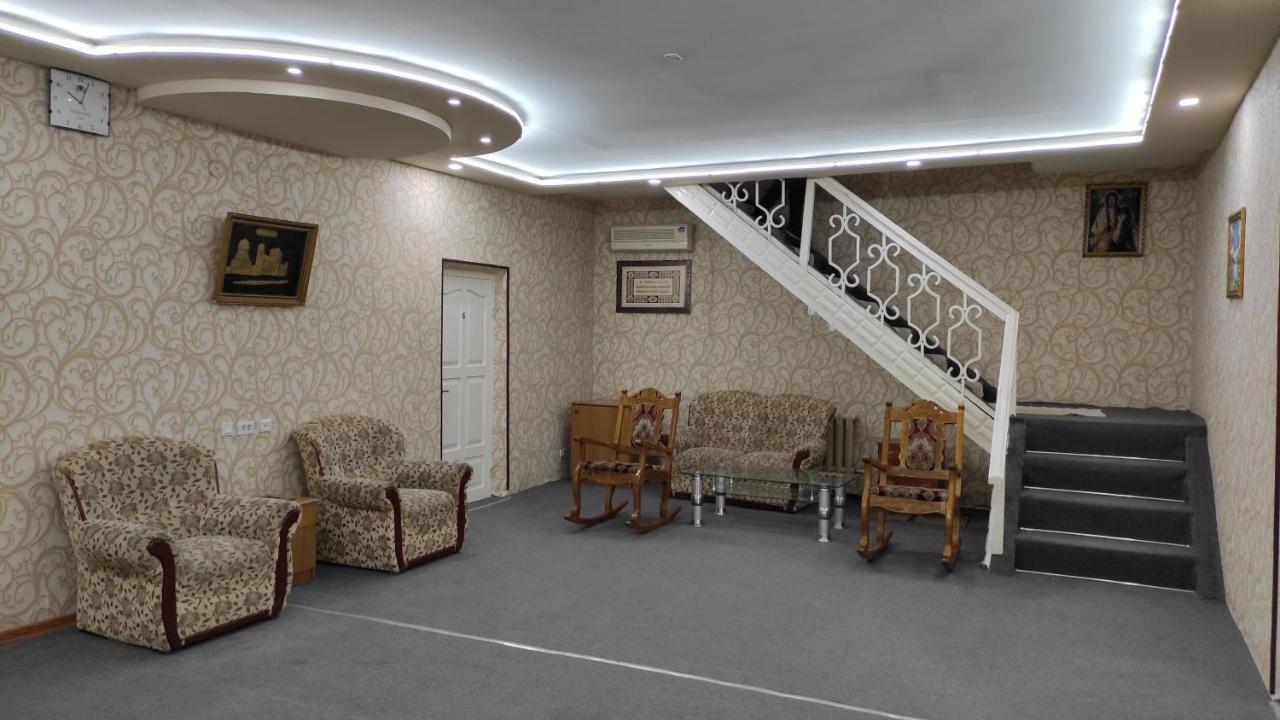 Avesto Bed & Breakfast อูร์เกนช์ ภายนอก รูปภาพ